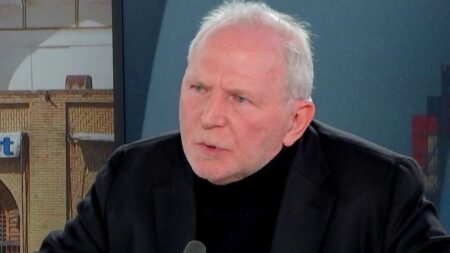 "Une personne m'a fait énormément plaisir pendant cette campagne municipale, c'est Mme Trautmann, qui a eu la lucidité de faire une convergence entre le centre droit et la social-démocratie", confie Bernard Guetta, eurodéputé Renew