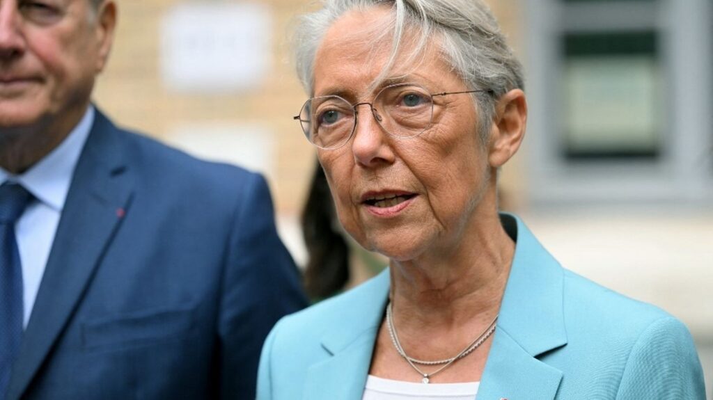 :
    Édito



  



  




      

  

  
    Élisabeth Borne claque la porte de Renaissance et relance le débat sur les micropartis

          À quelques mois de la présidentielle, Élisabeth Borne quitte la direction de Renaissance pour lancer son propre mouvement. Une décision qui illustre la fragmentation croissante du paysage politique.