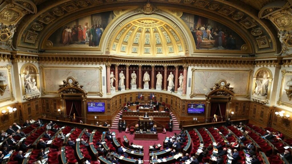 Fin de vie : le Sénat rejette une nouvelle fois le texte sur l'aide à mourir
