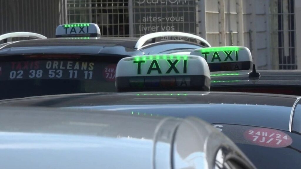 "Il n'y a absolument rien de proposé pour nous" : les taxis et VTC en colère après les aides sur le carburant annoncées par le gouvernement