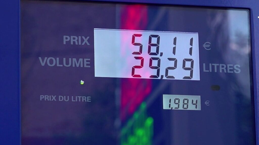 TotalEnergies répond au gouvernement, qui envisage de puiser dans les superprofits pour financer de nouvelles aides sur le carburant